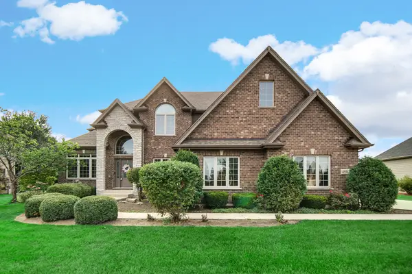 4551 Sassafras Lane, Naperville, IL 60564