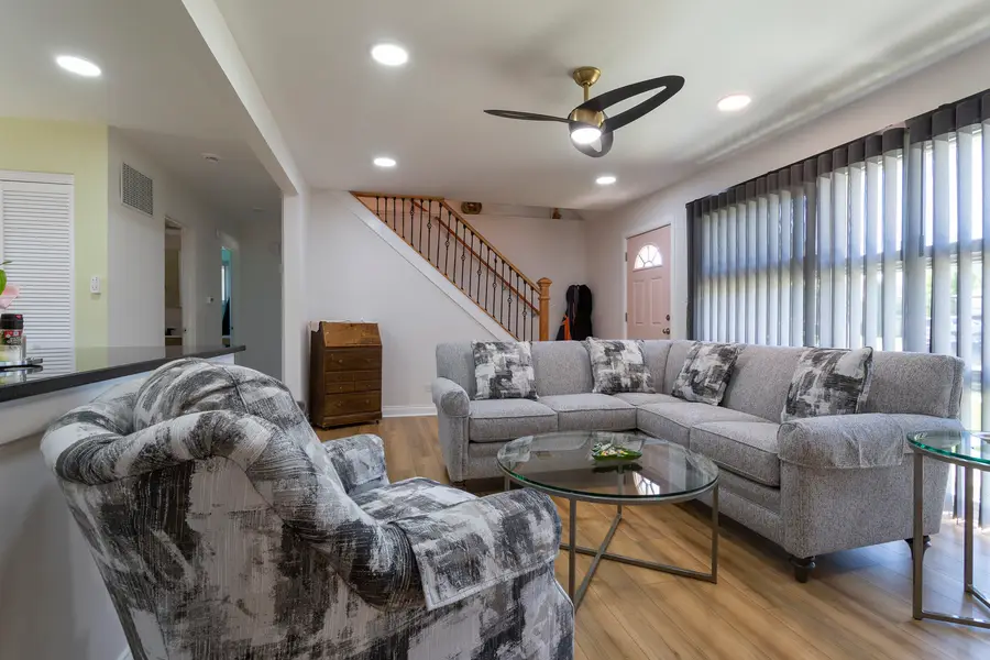 1431 Mandel Avenue, Westchester, IL 60154 - #3