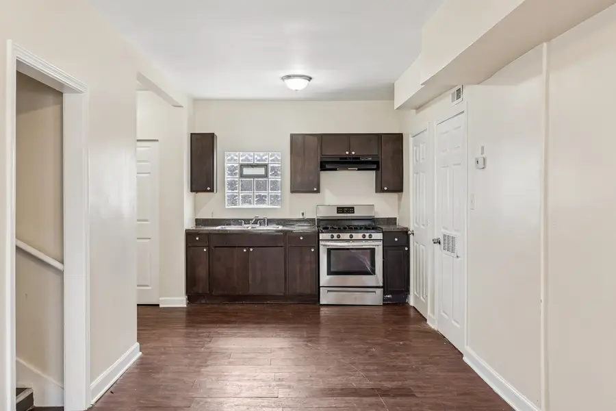 8725 S Constance Avenue, Chicago, IL 60617 - #3