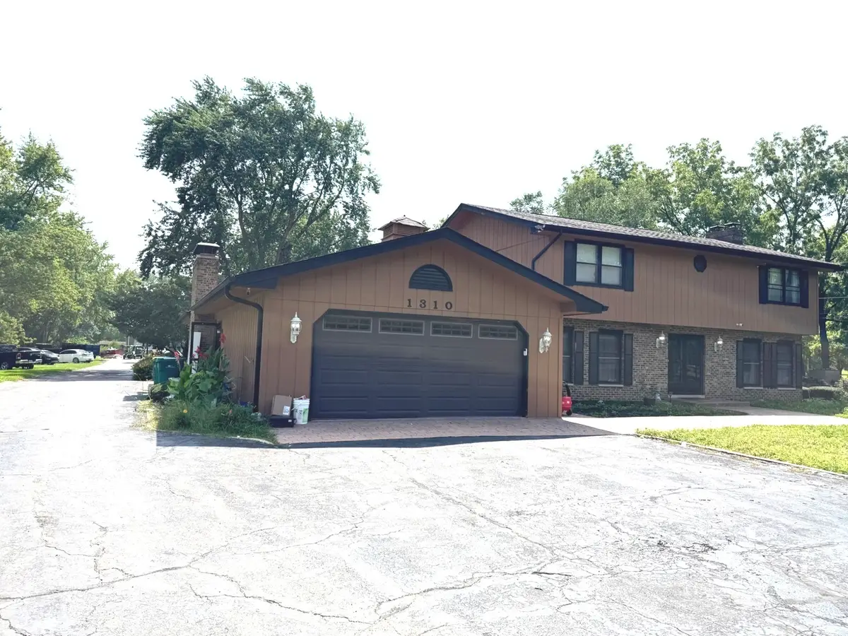 1310 New Lenox Road, Joliet, IL 60433 - #1