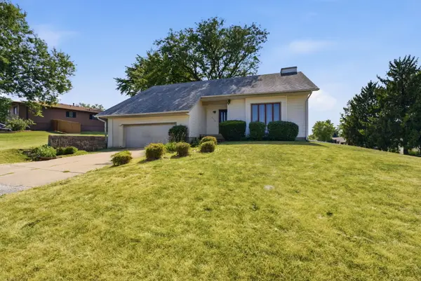 4135 W Rusholme Street, Davenport, IA 52804