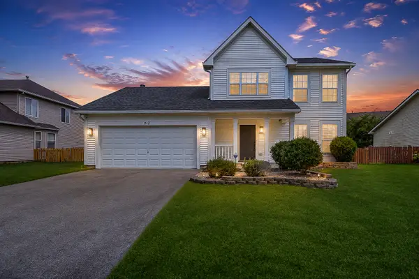 212 N Orchard Drive, Bolingbrook, IL 60440
