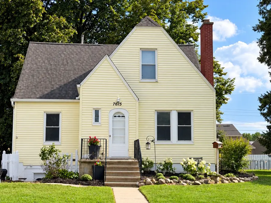 7615 South Drive, Wonder Lake, IL 60097 - #2