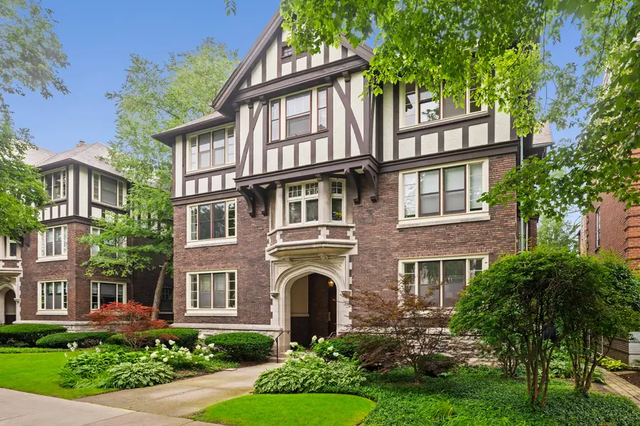 1635 Hinman Avenue #3, Evanston, IL 60201 - #2