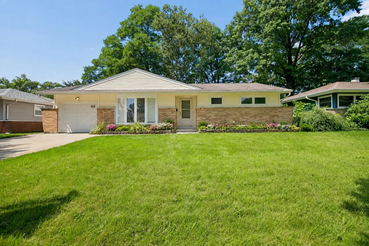 40 Wildwood Road, Elk Grove Village, IL 60007 - #1