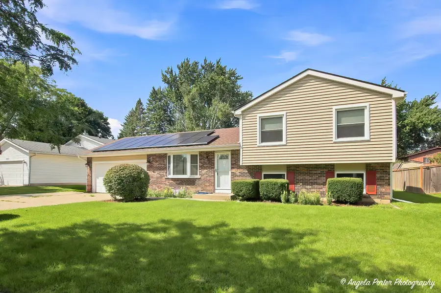 5112 W Greenbrier Drive, McHenry, IL 60050 - #2