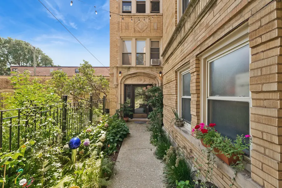 1345 W Greenleaf Avenue #3S, Chicago, IL 60626 - #3