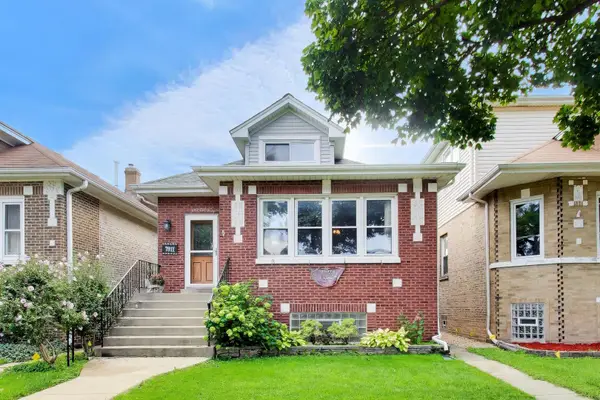 7911 W Westwood Drive, Elmwood Park, IL 60707