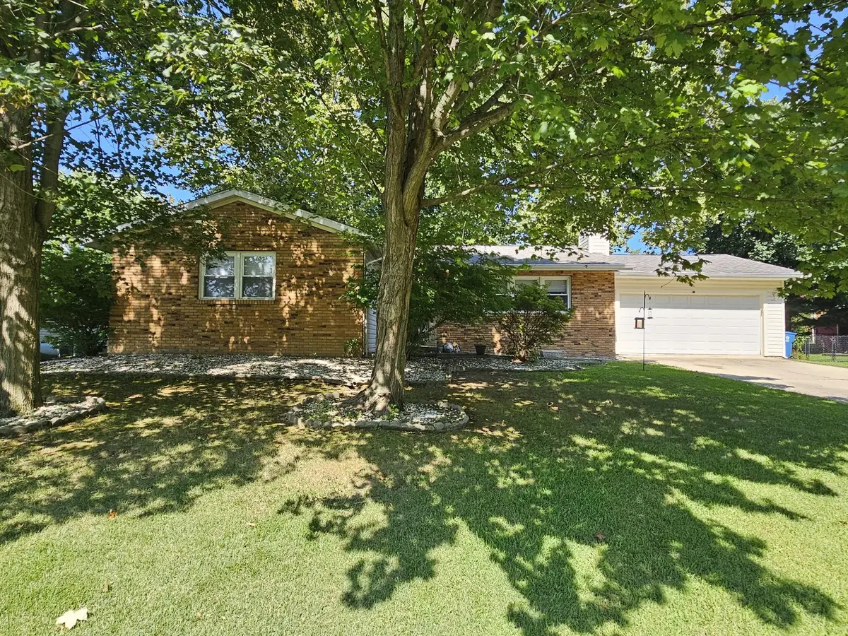 1011 Blueberry Hill Avenue, Mount Vernon, IL 62864 - #1