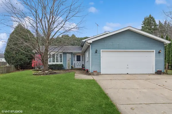 5401 W Chasefield Circle, McHenry, IL 60050