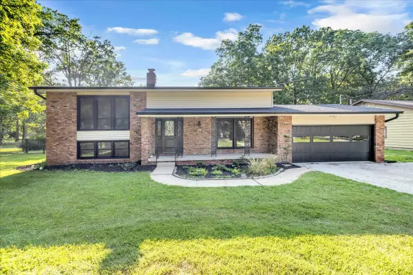 4675 Highcock Drive, Mt. Zion, IL 62549