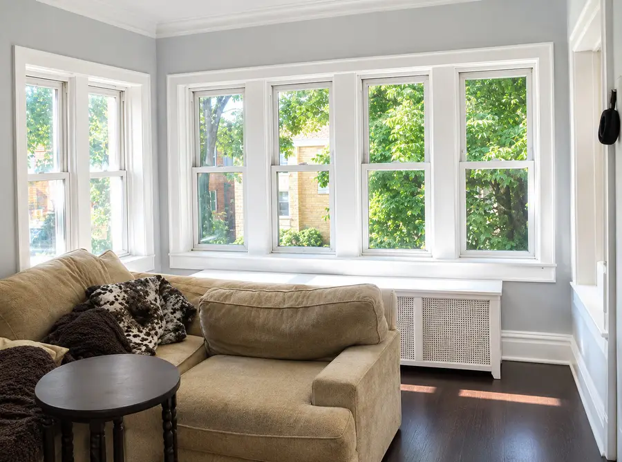 4141 W Barry Avenue, Chicago, IL 60641 - #3