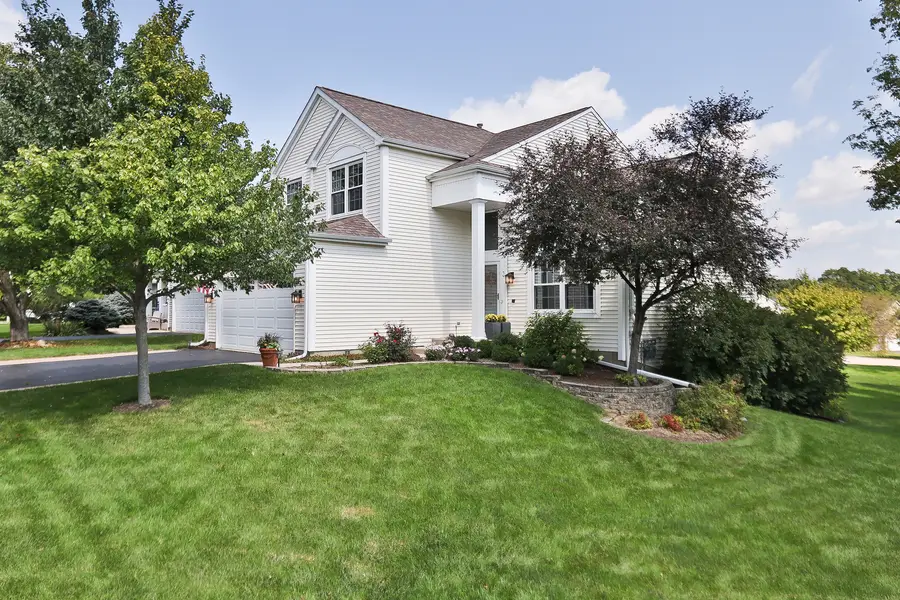 3 Falcon Ridge Court, Algonquin, IL 60102 - #2