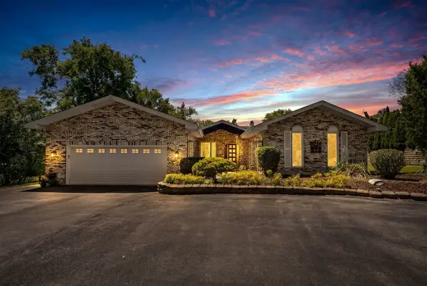 11S056 Madison Street, Burr Ridge, IL 60527