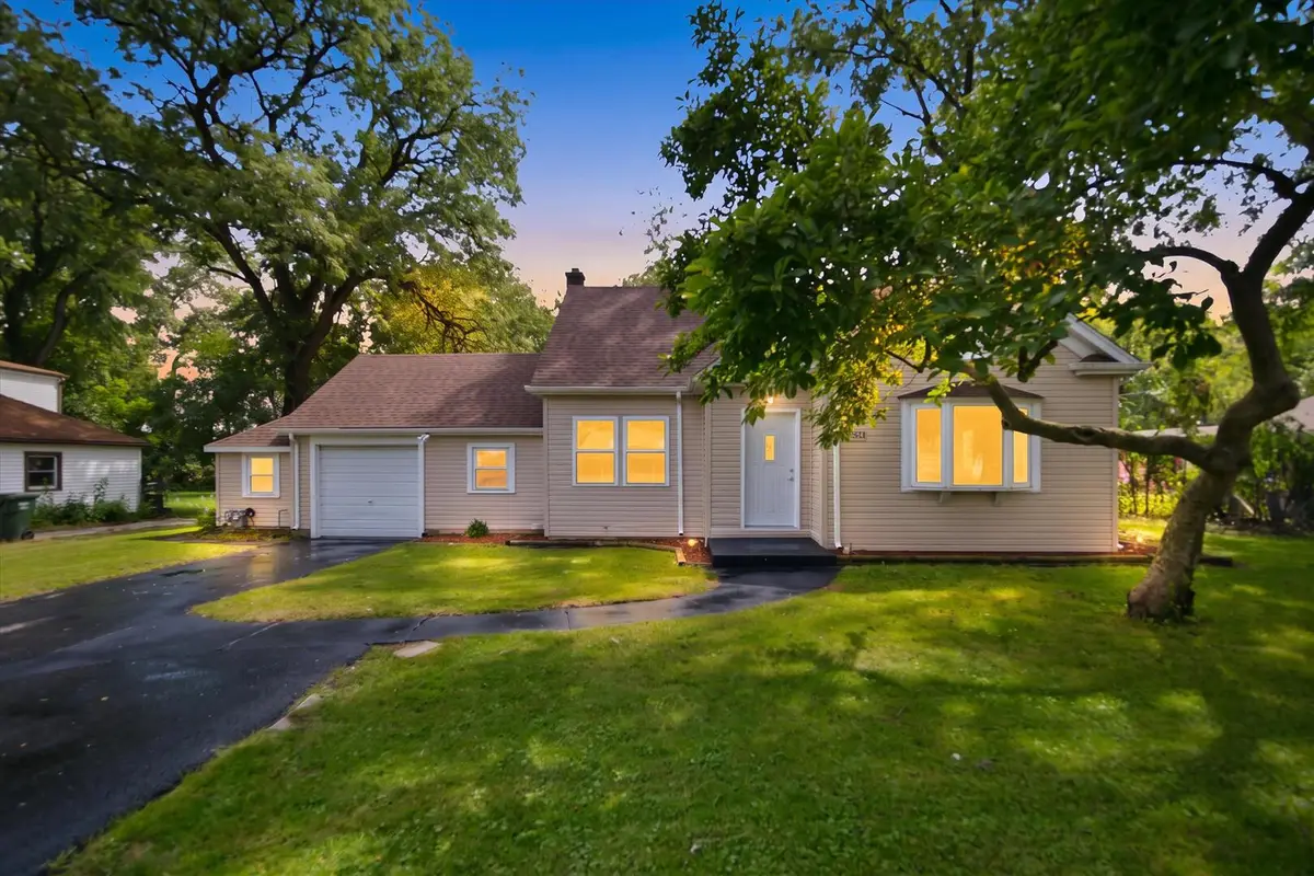 15811 S Whipple Avenue, Markham, IL 60428 - #1