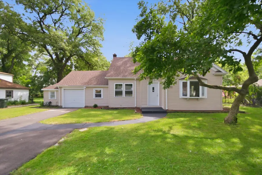 15811 S Whipple Avenue, Markham, IL 60428 - #2