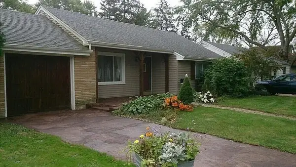 625 S 2nd Street, West Dundee, IL 60118