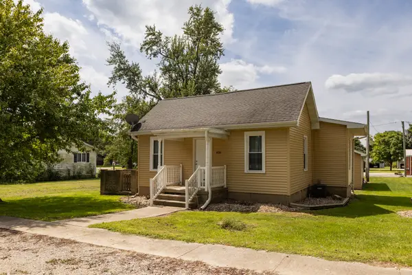 406 N Birch Street, Wenona, IL 61377