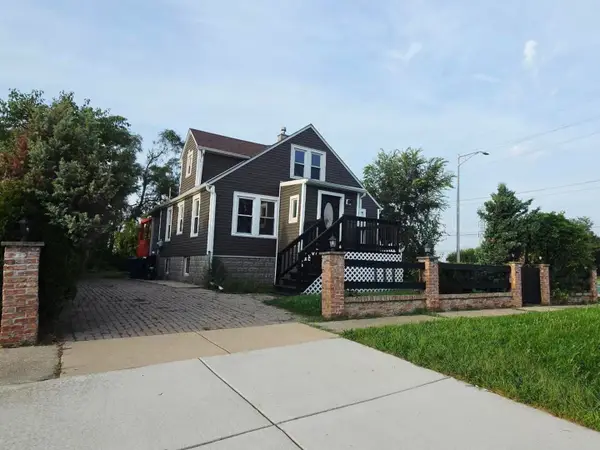 7000 W 71st Place, Chicago, IL 60638