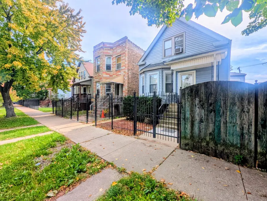 4355 W Potomac Avenue, Chicago, IL 60651 - #2