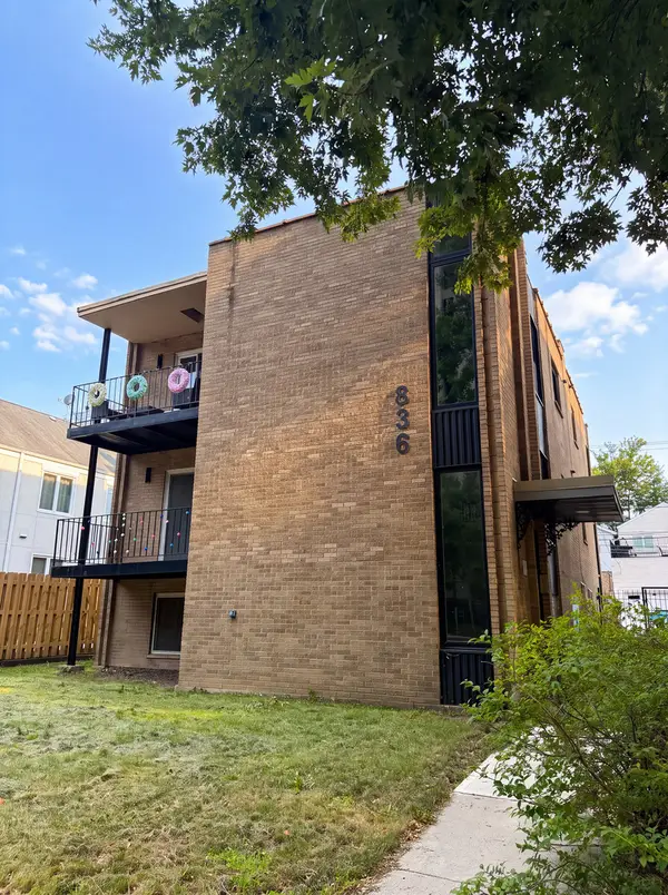 836 S Morgan Street, Chicago, IL 60607