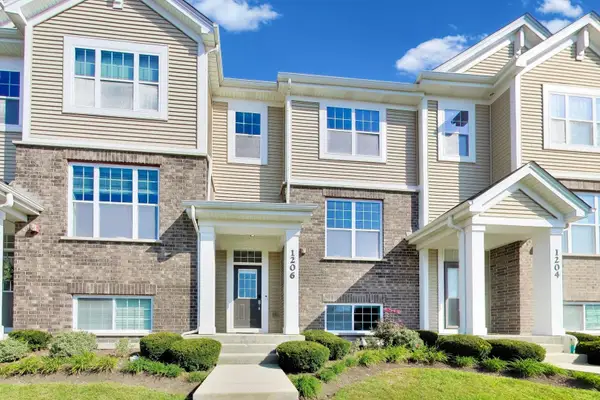 1206 Elm Street, Park Ridge, IL 60068