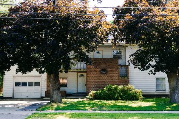 436 Russell Road, DeKalb, IL 60115
