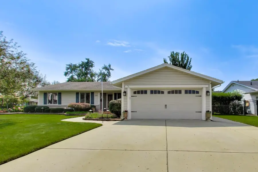 535 N Gateshead, Elk Grove Village, IL 60007 - #2