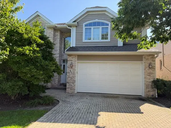 6407 Emerald Court, Willowbrook, IL 60527