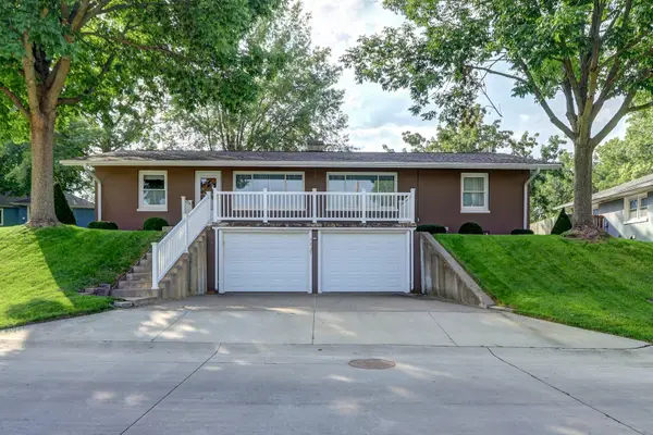 1237 Harrison Drive, Clinton, IA 527322
