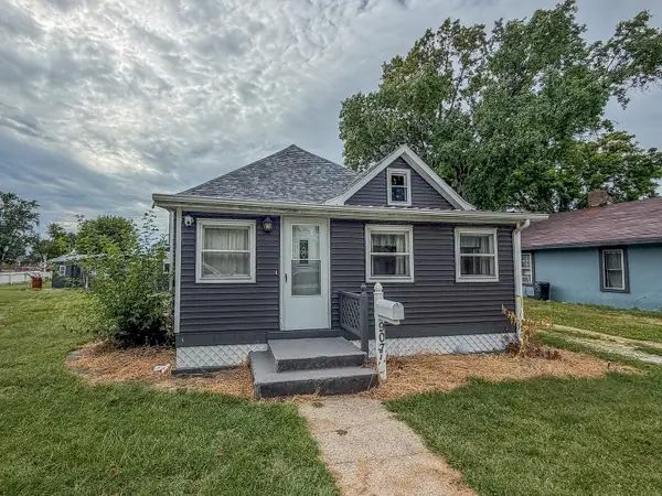 907 Central Avenue, Tilton, IL 61833