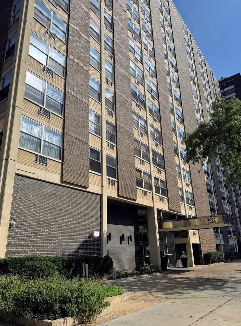 3033 N Sheridan Road #903, Chicago, IL 60657 - #1