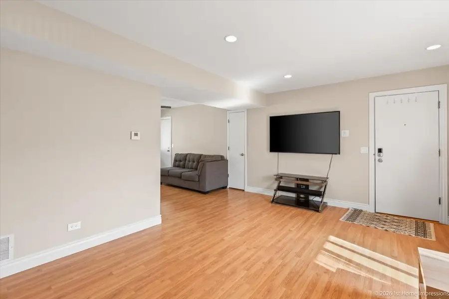 8510 W Catherine Avenue #3S, Chicago, IL 60656 - #2