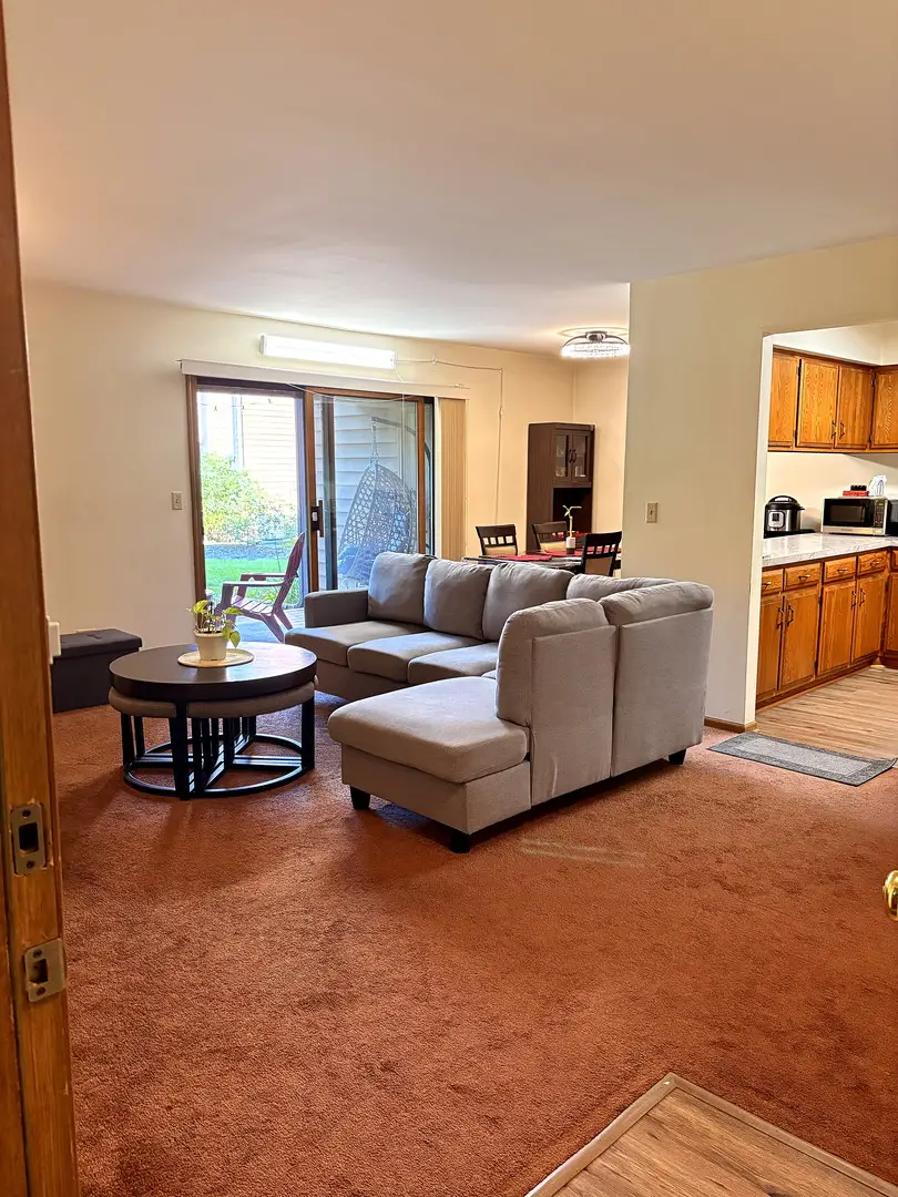 940 Jefferson Avenue #B, Elgin, IL 60120 - #3