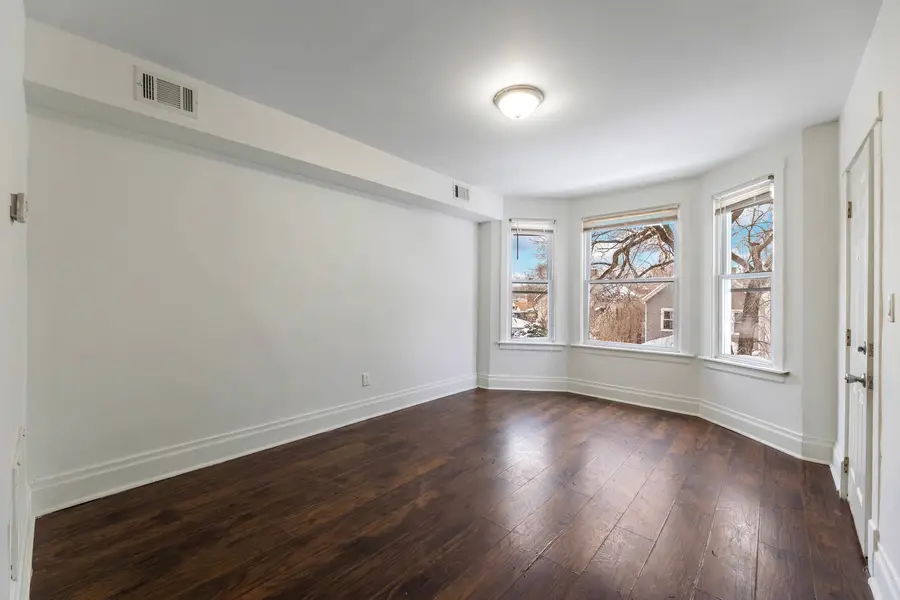 8632 S Escanaba Avenue, Chicago, IL 60617 - #2