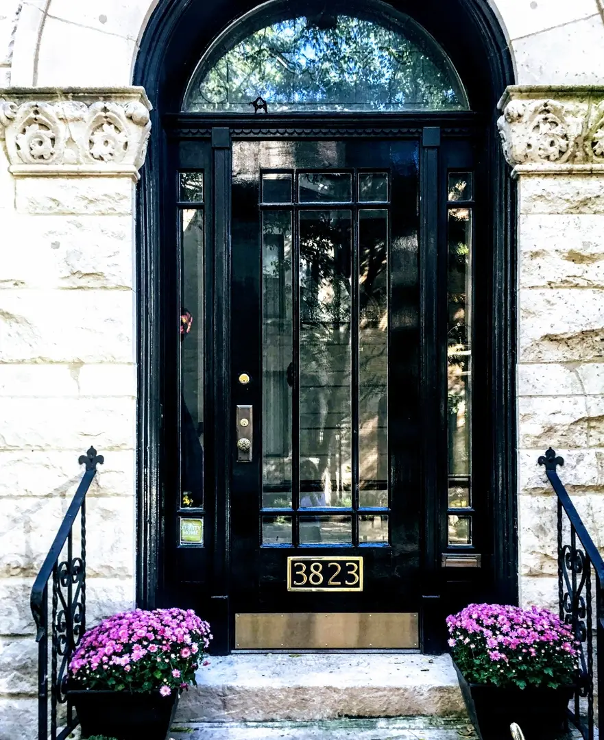 3823 N Alta Vista Terrace, Chicago, IL 60613 - #3