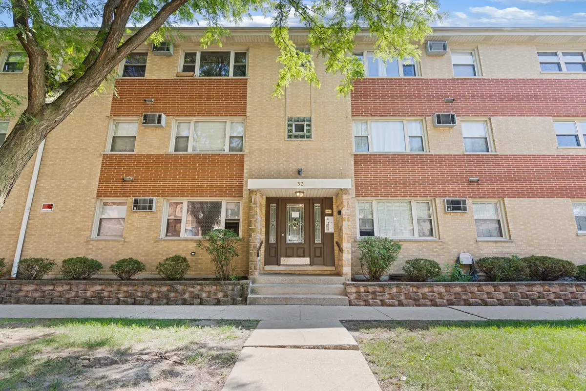 32 Elgin Avenue #B2, Forest Park, IL 60130 - #1