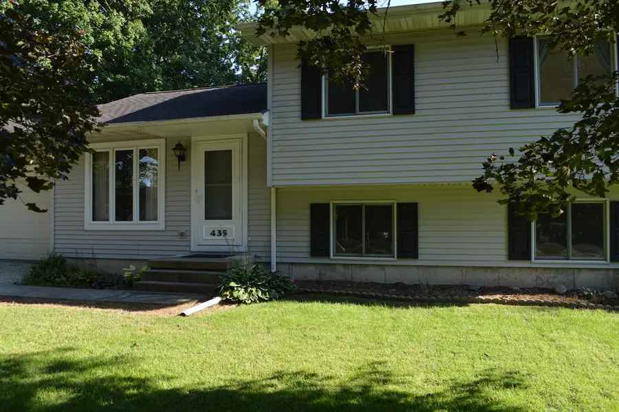 435 Public Street, Tiskilwa, IL 61368 - #2