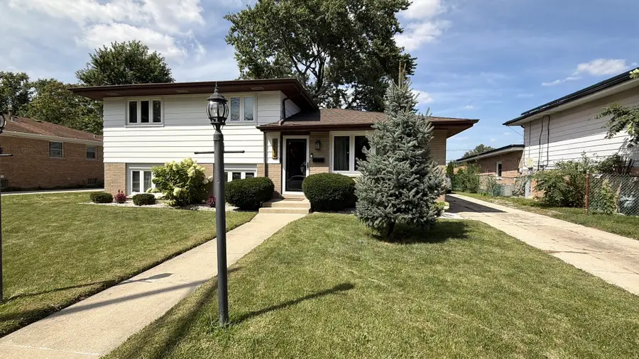 6534 107th Street, Chicago Ridge, IL 60415 - #3