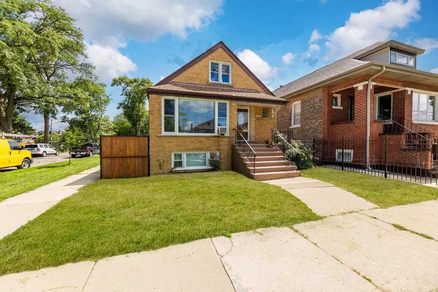 5801 S Talman Avenue, Chicago, IL 60629 - #2