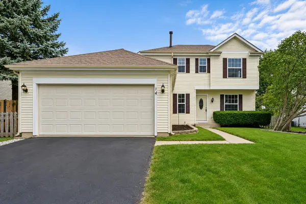 14 Harrison Lane, Streamwood, IL 60107