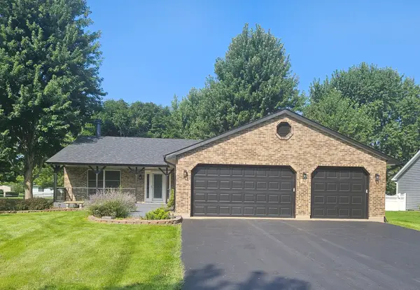 48 Clarece Trail, Lake Holiday, IL 60552