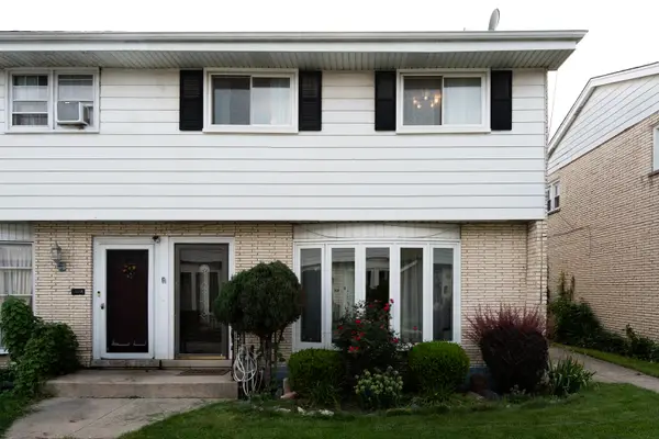 6555 W Addison Avenue #J, Chicago, IL 60634