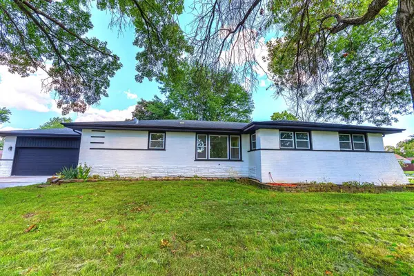 15725 New England Avenue, Tinley Park, IL 60477