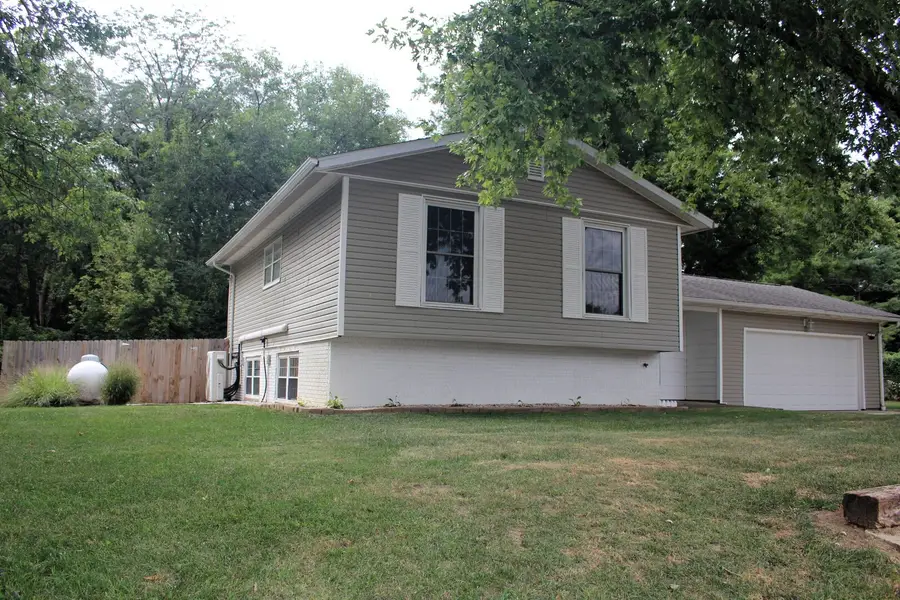 3457 Nancy Lane, Clinton, IL 61727 - #2
