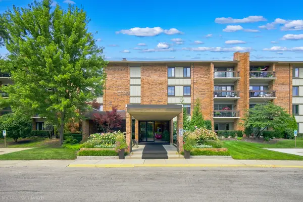 201 Lake Hinsdale Drive #405, Willowbrook, IL 60527
