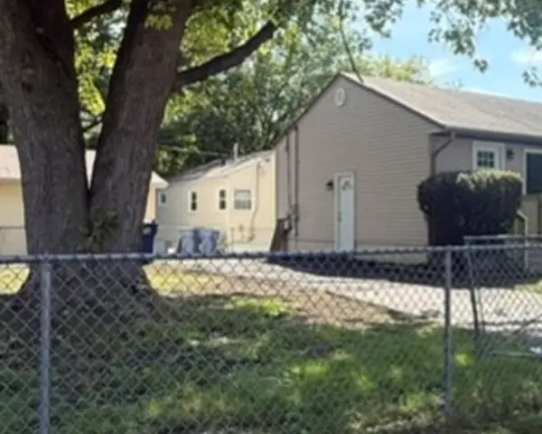 1945 Creek Road, Waukegan, IL 60087 - #2