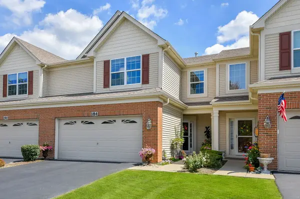184 Birch Lane, St. Charles, IL 60175