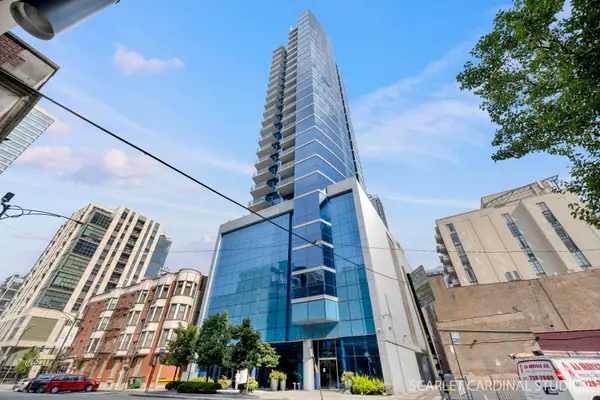 110 W Superior Street #1501, Chicago, IL 60654
