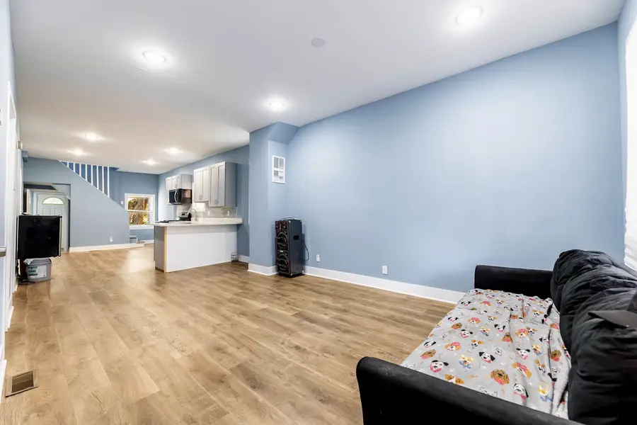 8333 S Baltimore Avenue, Chicago, IL 60617 - #2